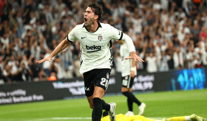 Vlahovic hat-trick yaptı