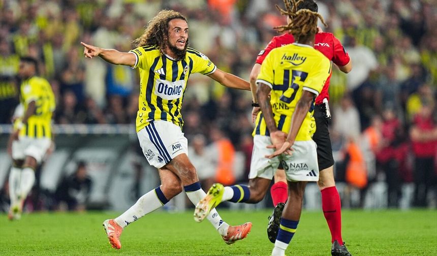 Fenerbahçe, UEFA Şampiyonlar Ligi'nde yarın Roma'yı konuk edecek