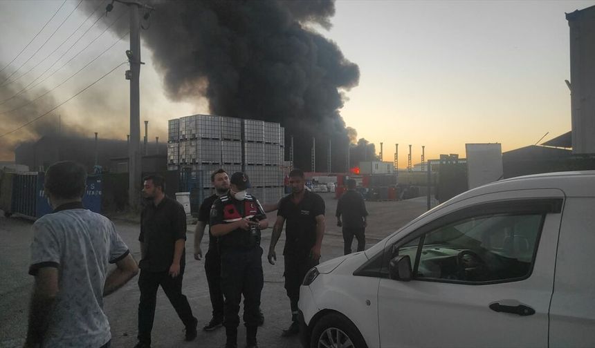 Bolu'da geri dönüşüm fabrikasında yangın