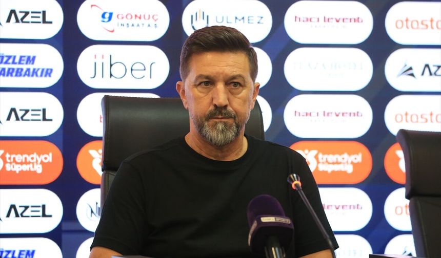 Besnik Hasi: Ayaklarımızın yere basması gerekiyor