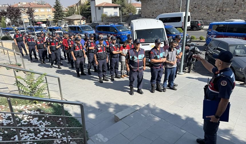 Nevşehir'de 18 yıllık cinayette 7 şüpheli adliyede