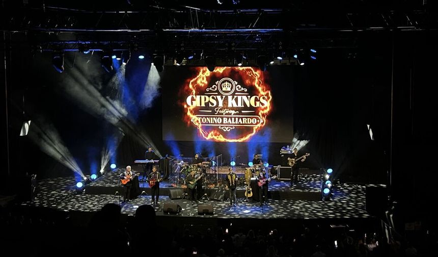 Gipsy Kings, İstanbul'da sahne aldı!