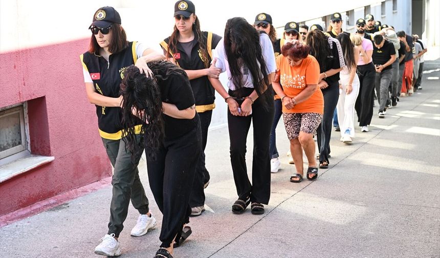3 ildeki fuhuş operasyonunda 17 tutuklama!