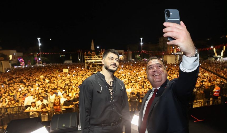Manisa’nın kurtuluşu Semicenk konseriyle kutlandı!