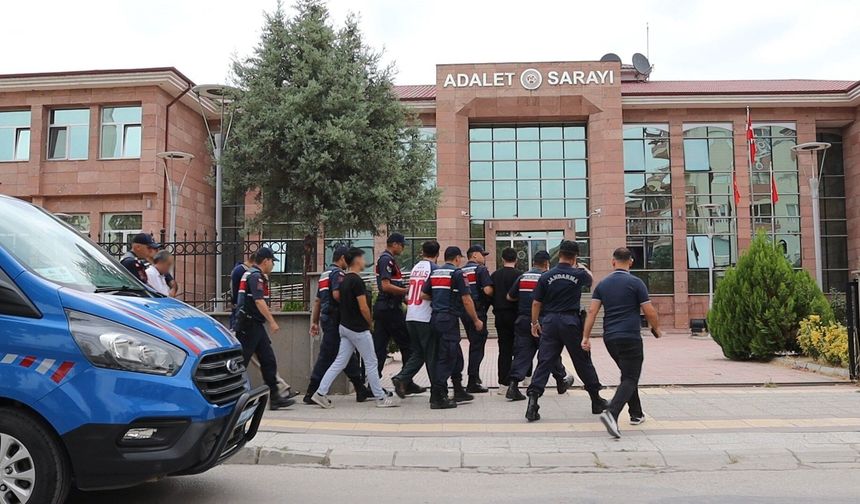 Yasa dışı bahis ve kumar operasyonu: 8 tutuklama
