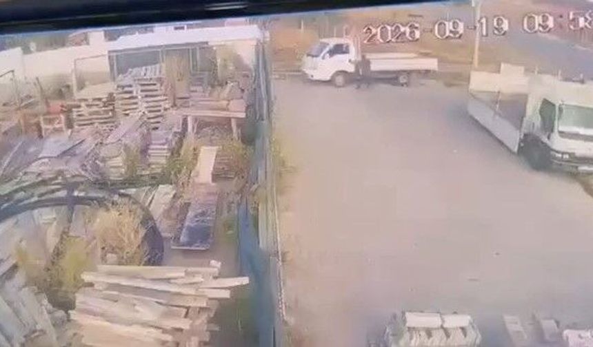 El frenini çekmedi, kamyonetinin altında kalarak son nefesini verdi