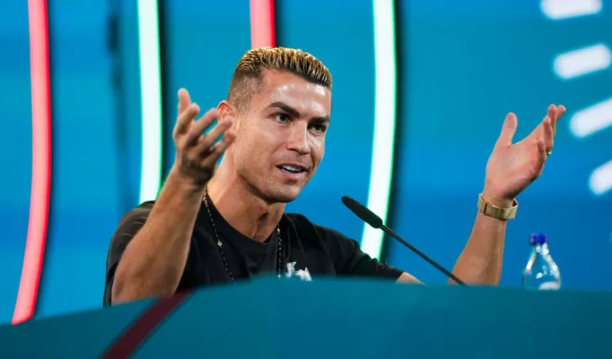 Ronaldo Milli Takımı kampını terk etti