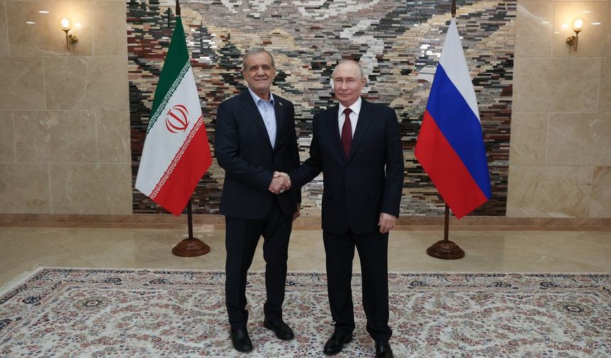 Pezeşkiyan, Putin ile bir araya geldi