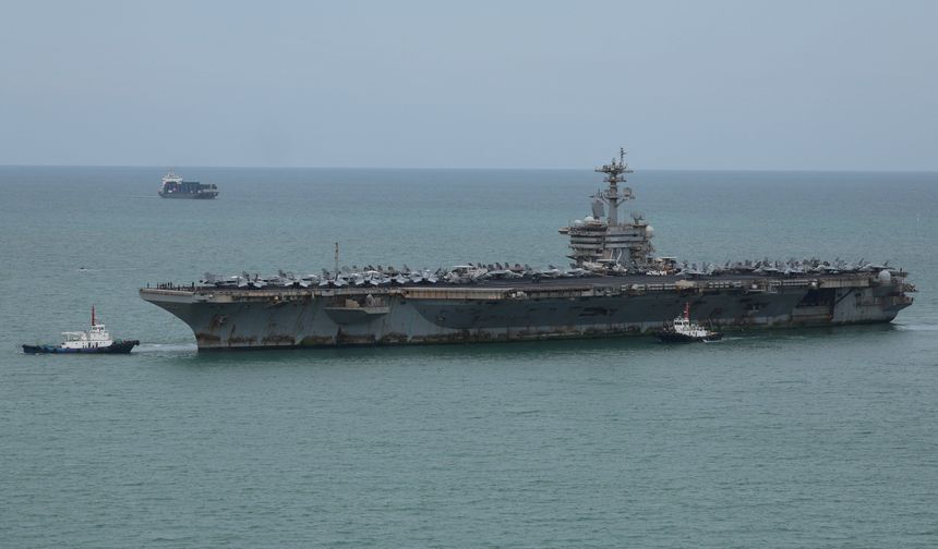 USS Abraham Lincoln'de 8 denizci intihar girişiminde bulundu