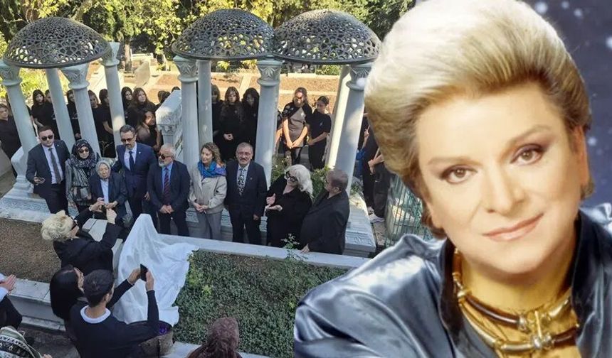 Zeki Müren vefatının 30'uncu yılında anıldı!