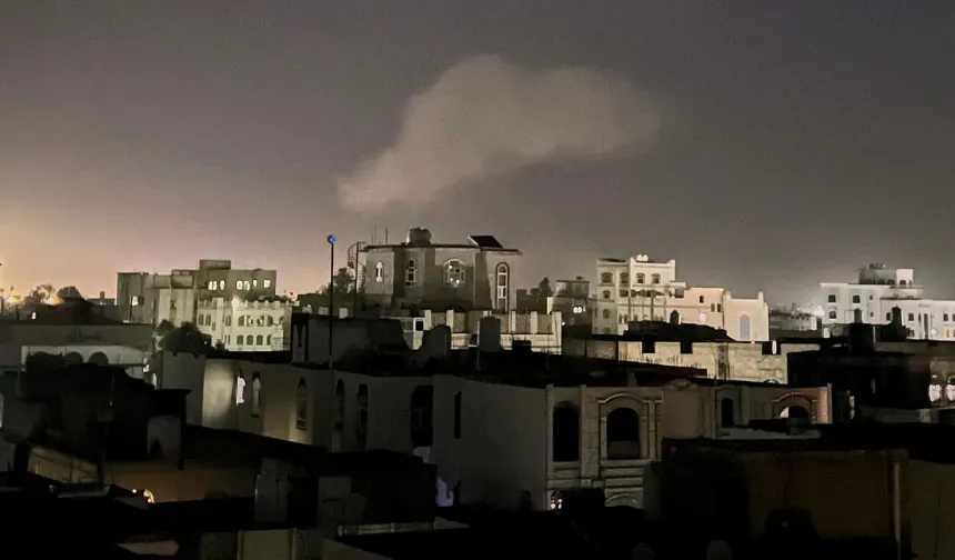 Yemen hükümeti: Husilerin saldırılarında 2 kişi öldü, 5 kişi yaralandı