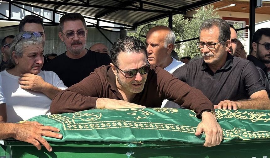 Atilla Taş'ın kızı son yolculuğuna uğurlandı