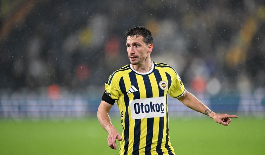 Mert Hakan Yandaş uzun süre sonra yeşil sahalarda