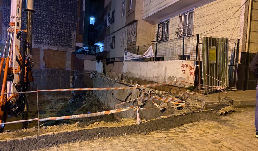 Bahçelievler'de iki binanın zemininde çökme: 20 daire tahliye edildi