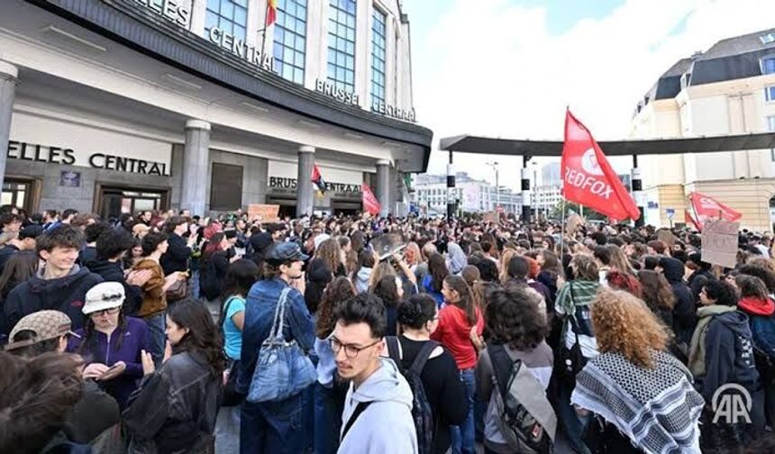 Liege'de 3'ten fazla kişinin bir araya gelmesi yasaklandı