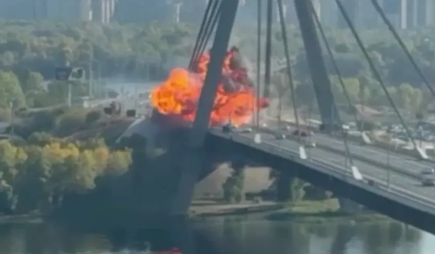 Rusya Kiev'de köprüleri vurmaya devam ediyor