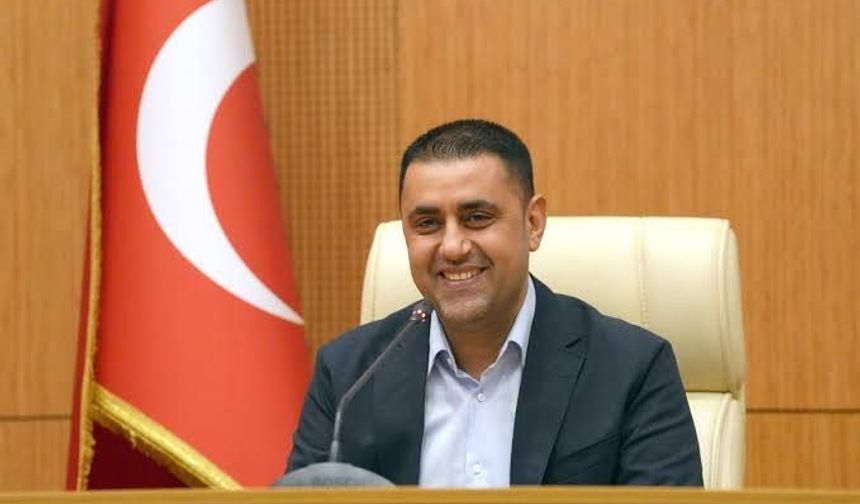 Çukurova Belediye Başkanı Kozay görevinden uzaklaştırıldı