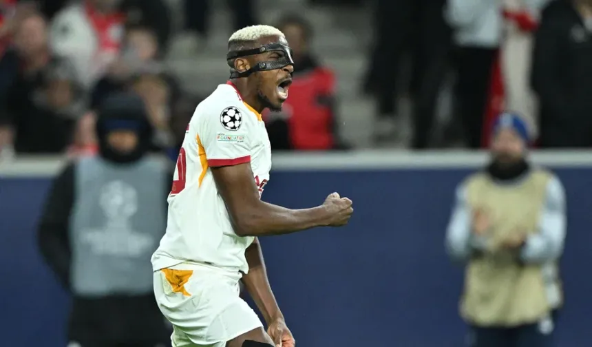 Eski takımına gol atan Osimhen'den galibiyet sevinci