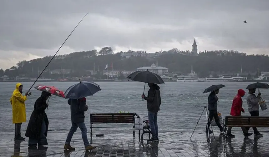 İstanbul Valiliğinden sağanak ve fırtına uyarısı