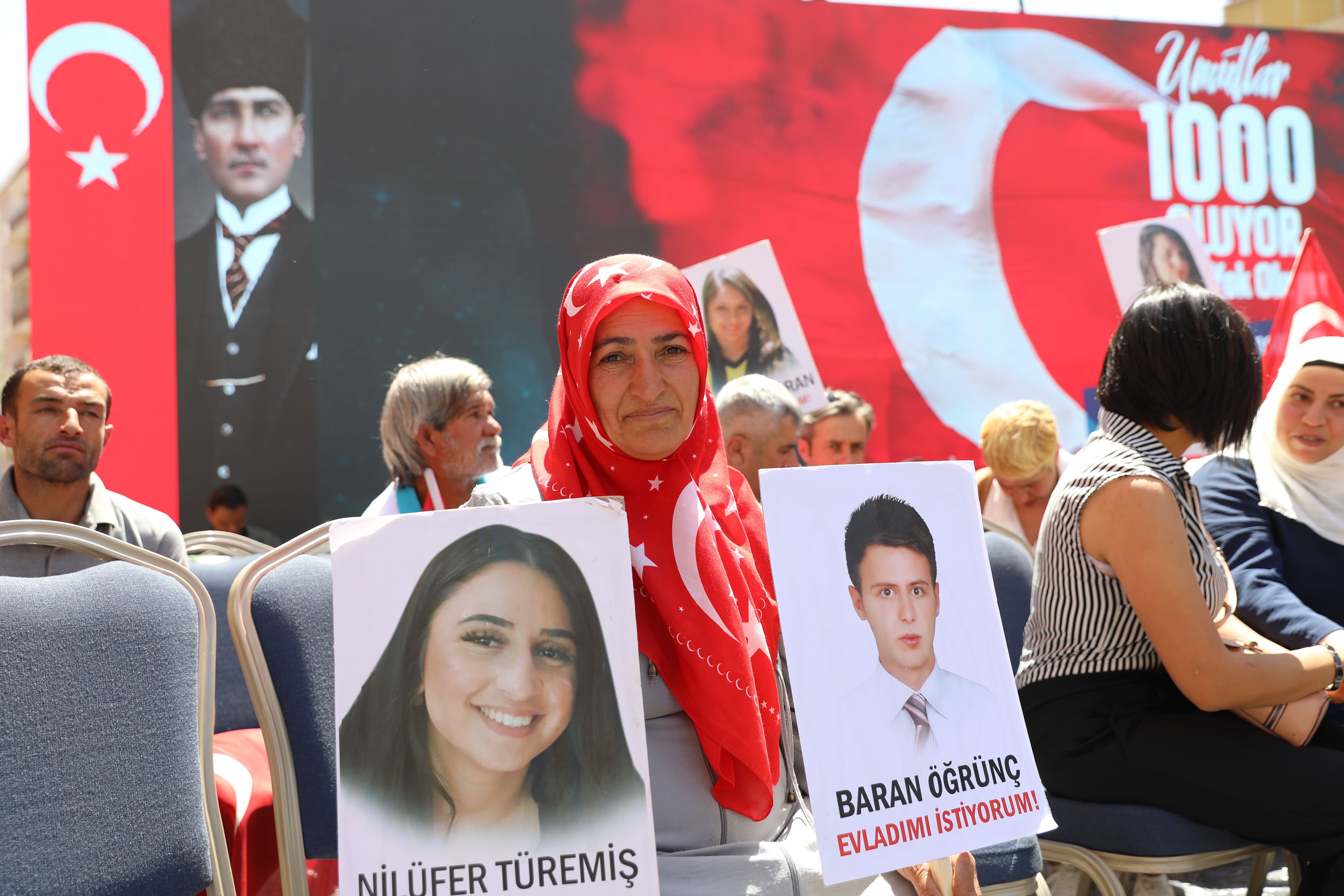 AA-20220529-28013189-28013177-DIYARBAKIR_ANNELERININ_OTURMA_EYLEMI_1000INCI_GUNUNDE