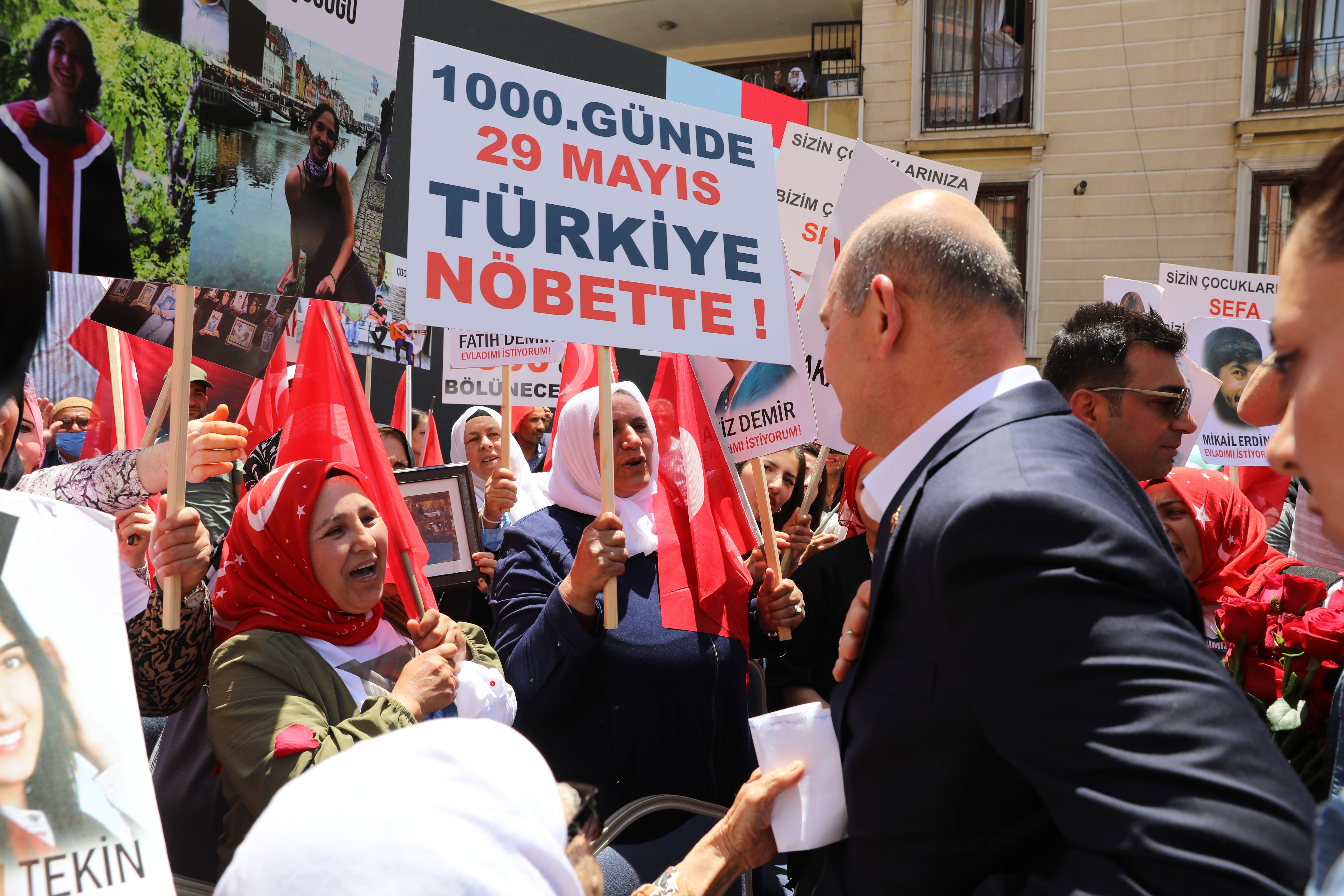 AA-20220529-28013189-28013178-DIYARBAKIR_ANNELERININ_OTURMA_EYLEMI_1000INCI_GUNUNDE