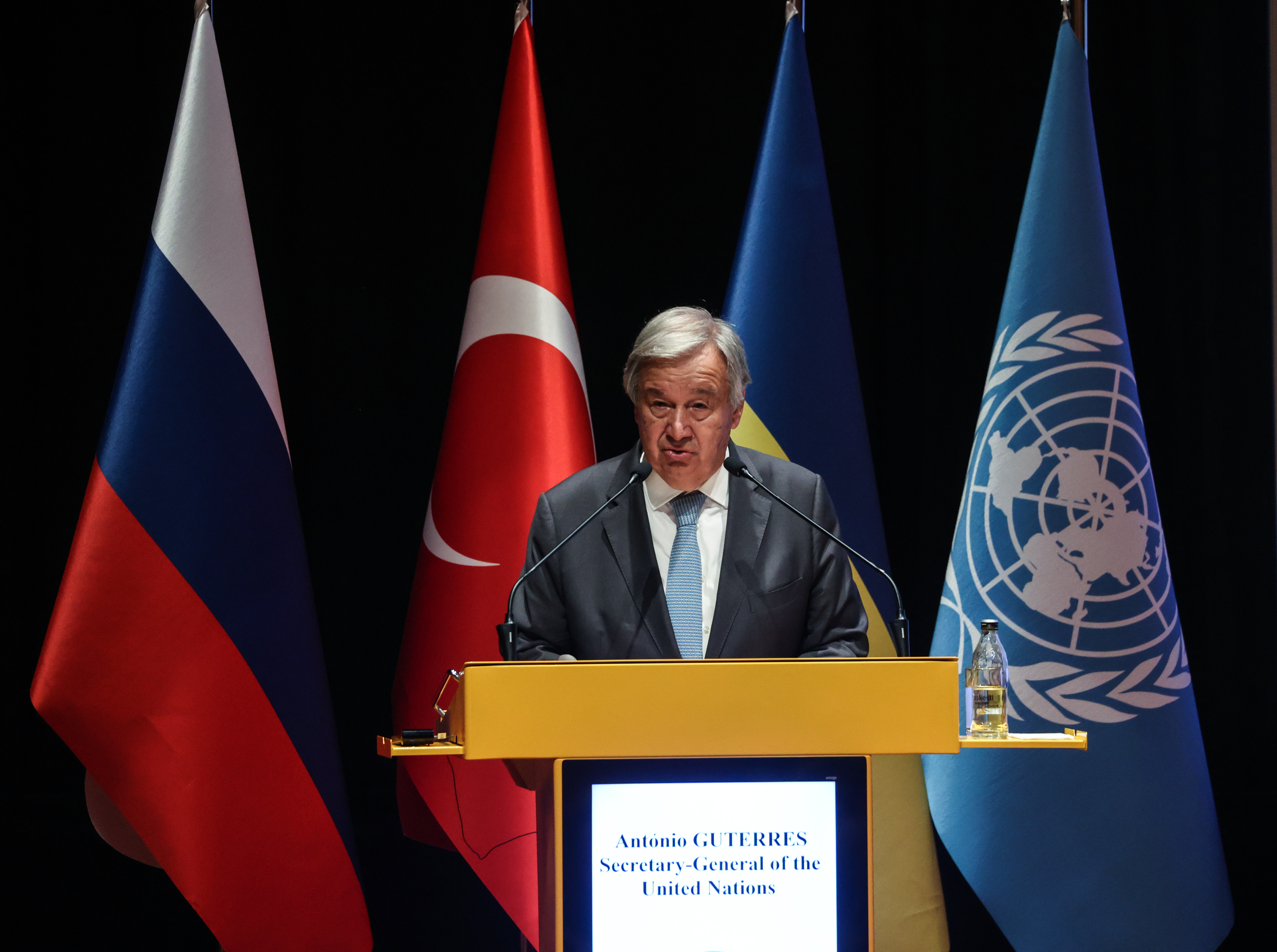 AA-20220820-28692799-28692795-MILLI_SAVUNMA_BAKANI_AKAR_BM_GENEL_SEKRETERI_GUTERRES_ILE_BASIN_TOPLANTISI_DUZENLEDI