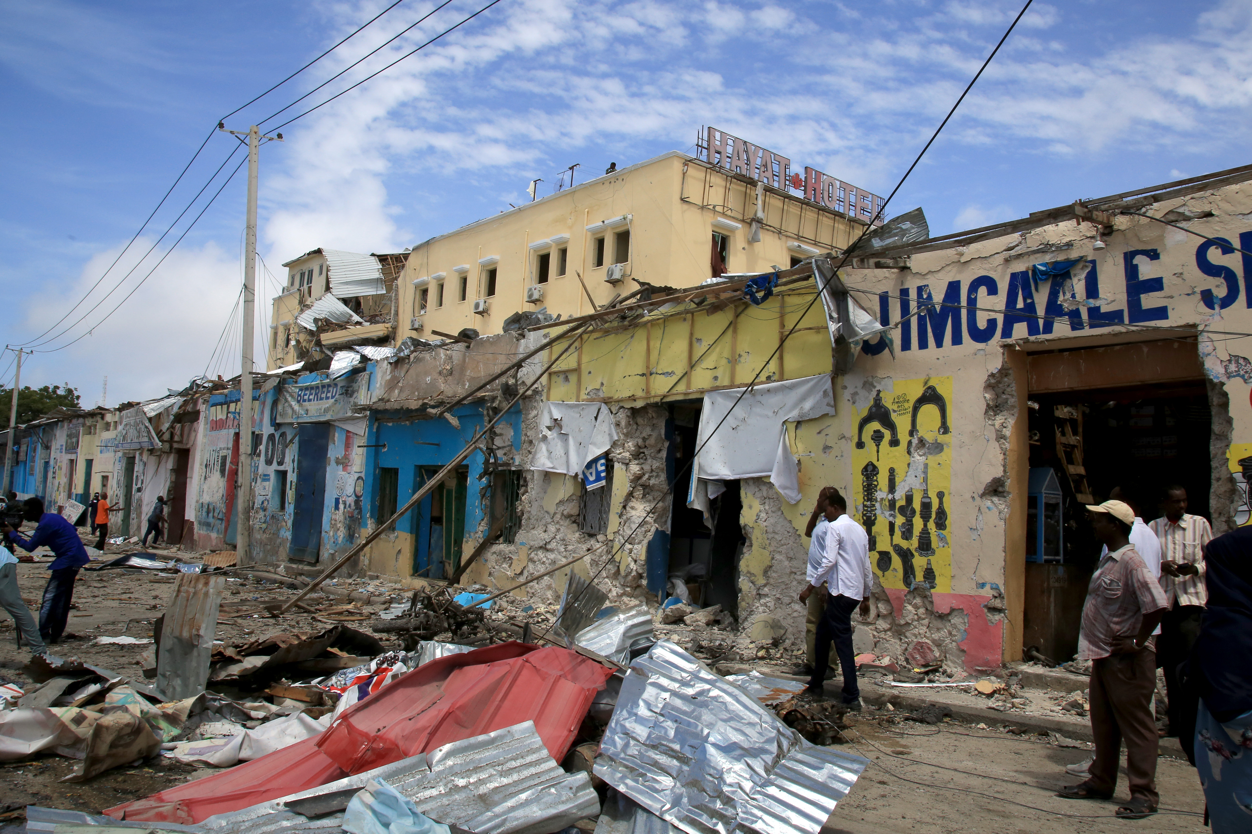 AA-20220821-28697572-28697553-MOGADISUDA_OTELE_DUZENLENEN_TEROR_SALDIRISINDA_OLENLERIN_SAYISI_20YE_YUKSELDI