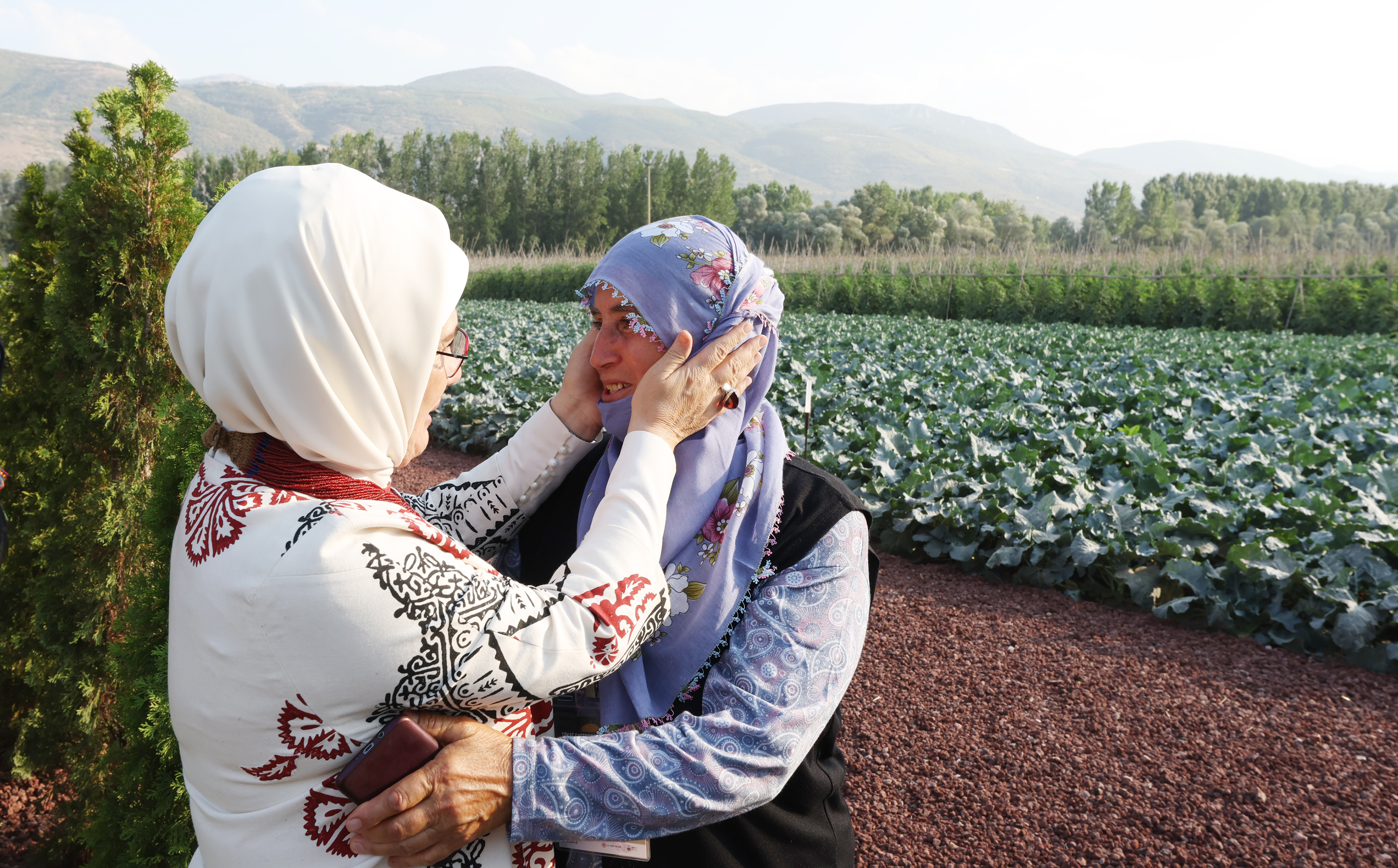 AA-20220827-28744922-28744915-EMINE_ERDOGAN_TOKATTA_BEREKET_HASADI_PROGRAMINA_KATILDI