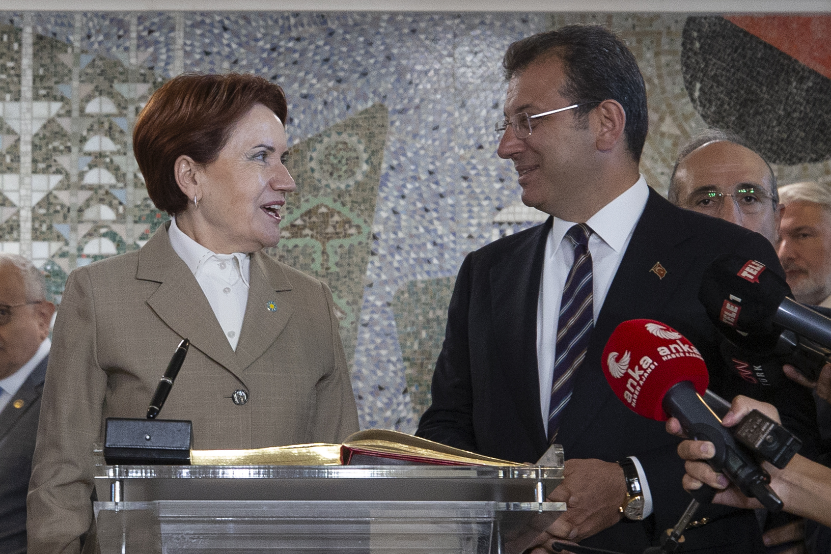 AA-20220908-28843405-28843399-IYI_PARTI_GENEL_BASKANI_AKSENER_IBBYI_ZIYARET_ETTI