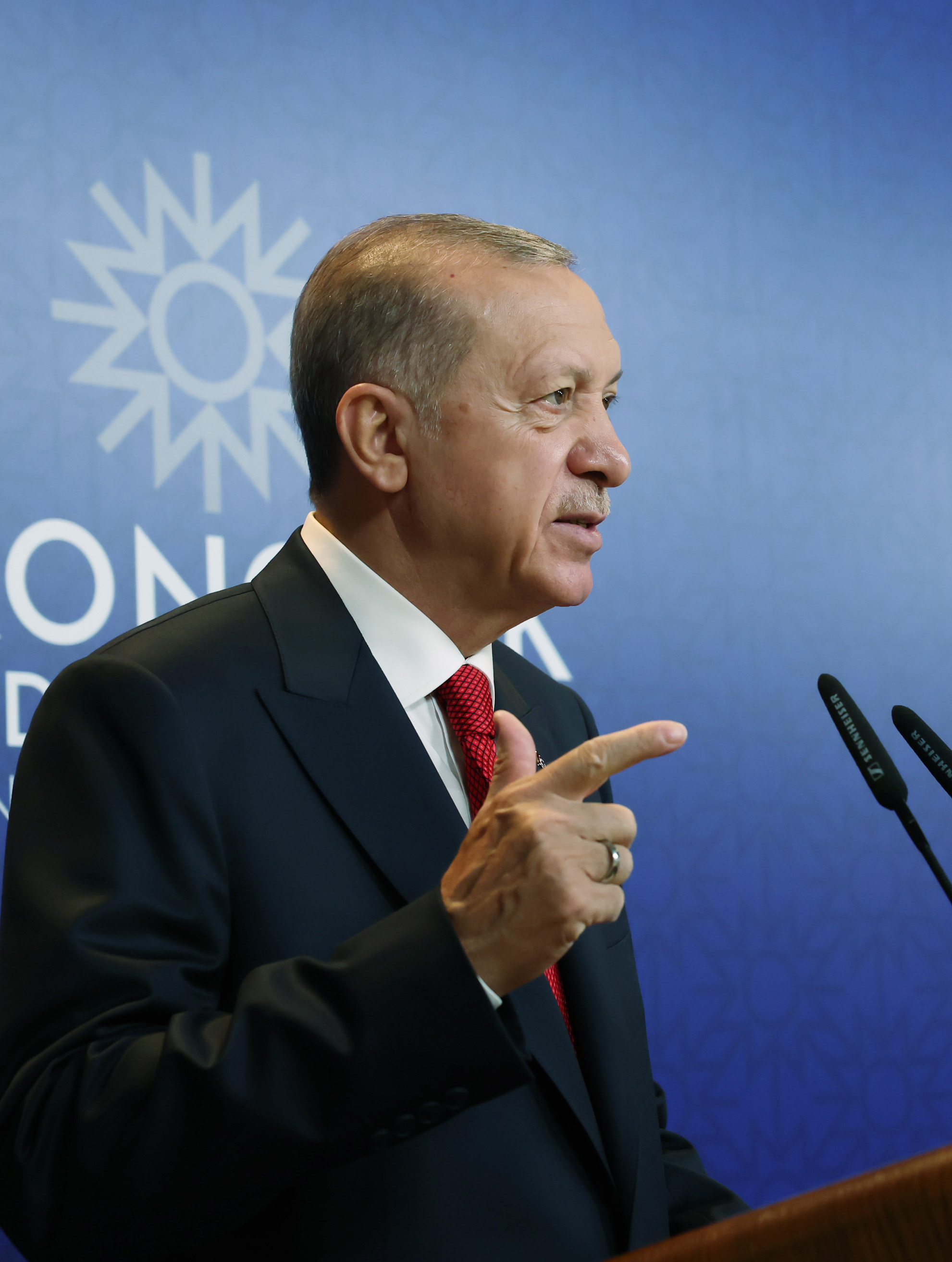 AA-20220930-29029055-29029047-CUMHURBASKANI_RECEP_TAYYIP_ERDOGAN