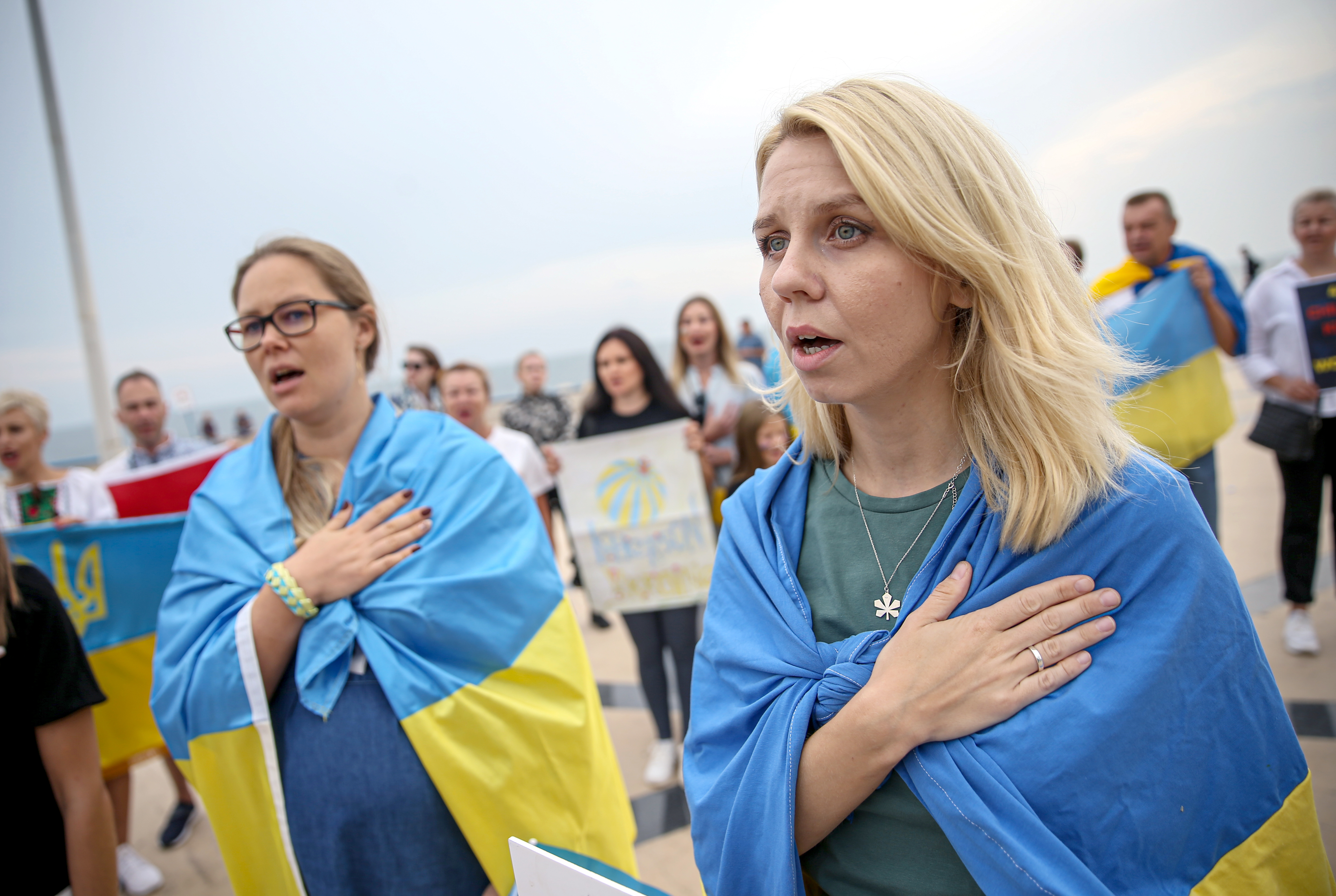 AA-20221015-29164887-29164876-MERSINDE_YASAYAN_UKRAYNALILAR_RUSYAYI_PROTESTO_ETTI