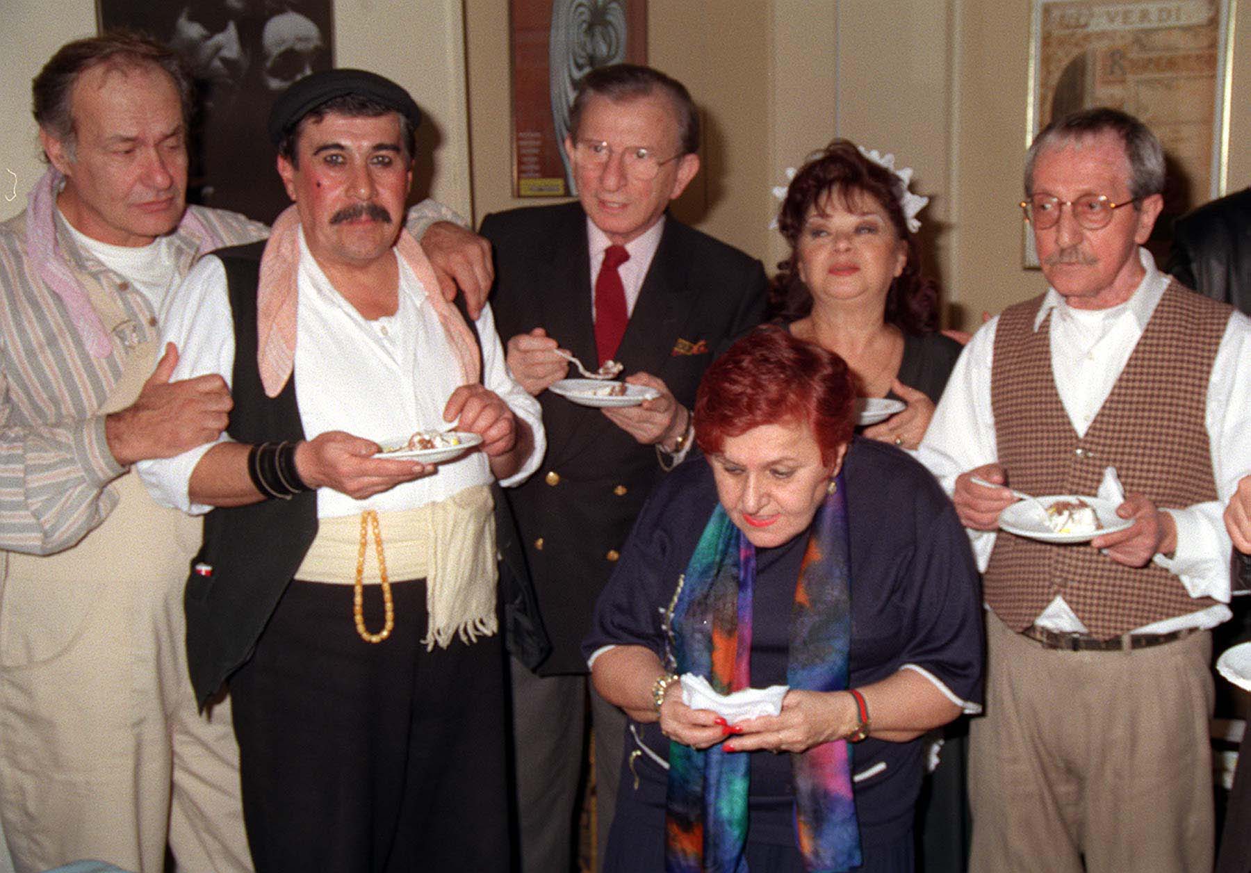 AA-20230722-31736875-31736871-SUNA_PEKUYSAL_VEFATININ_15INCI_YILINDA_ANILIYOR