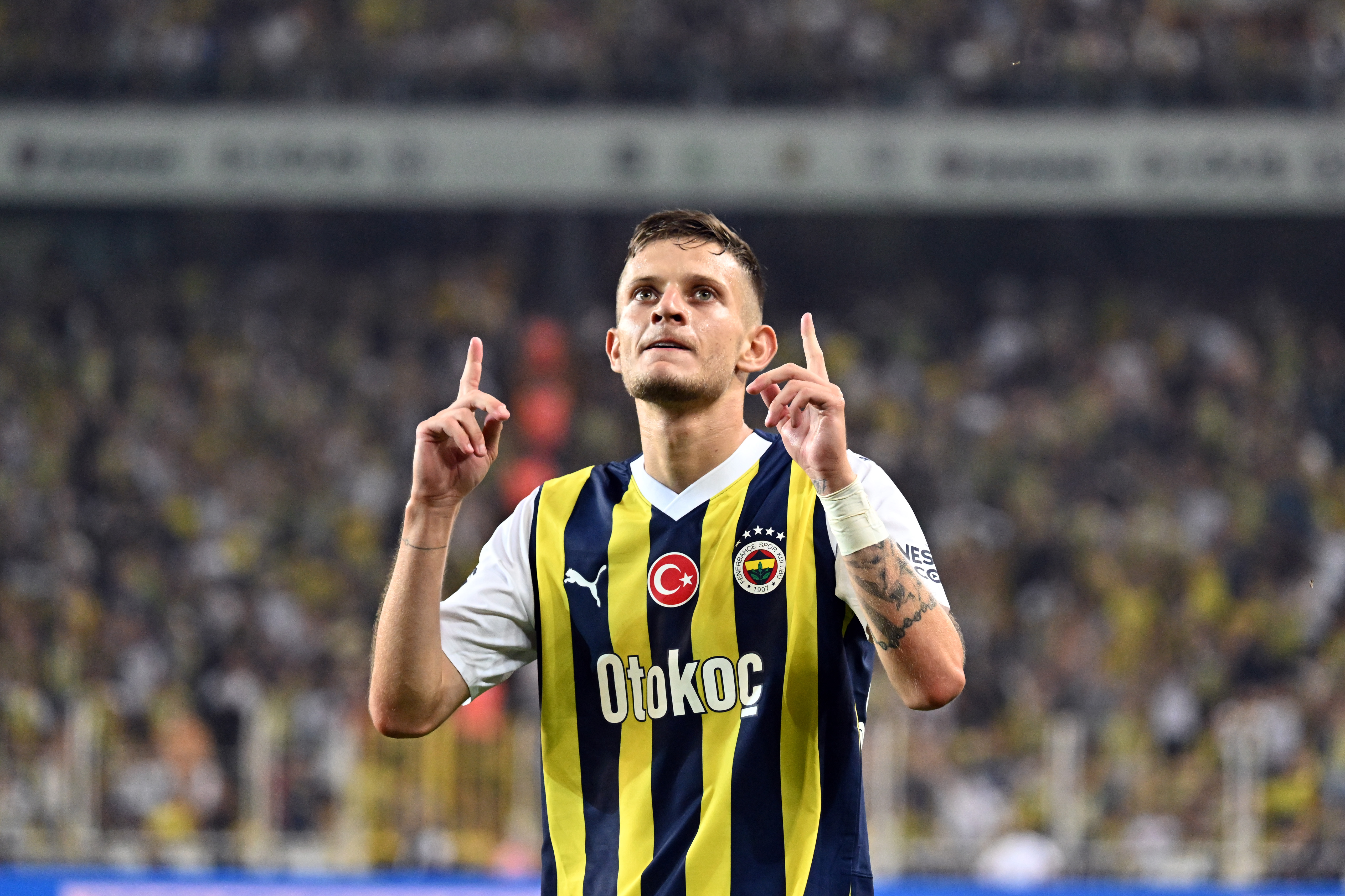 AA-20230726-31775083-31775081-FENERBAHCE_ZIMBRU