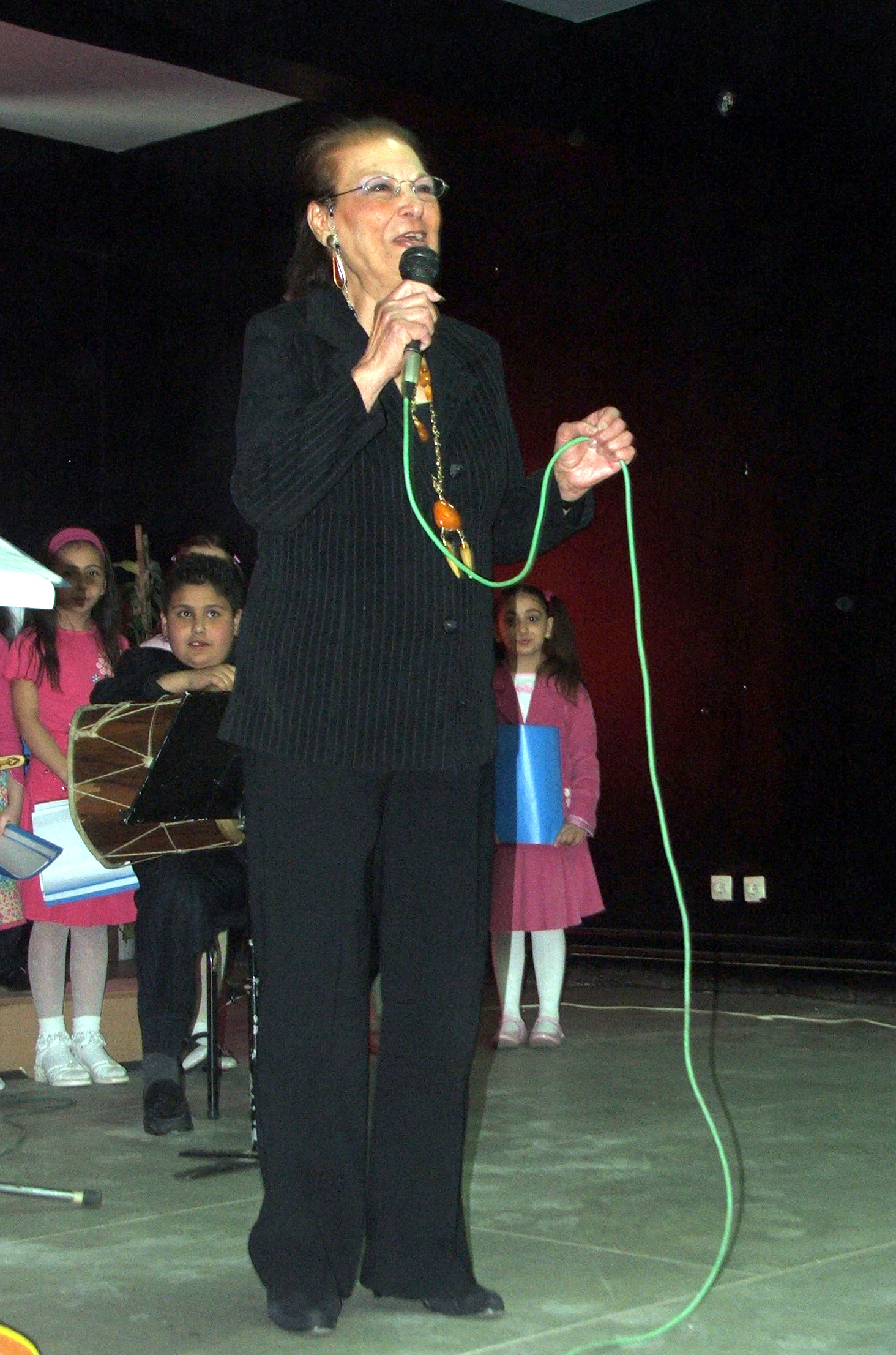 AA-20230801-31815007-31815002-TURKIYENIN_ILK_ALTIN_PLAK_ODULLU_SES_SANATCISI_MUZAFFER_AKGUN_VEFATININ_DOKUZUNCU_YIL_DONUMUNDE_ANILIYOR