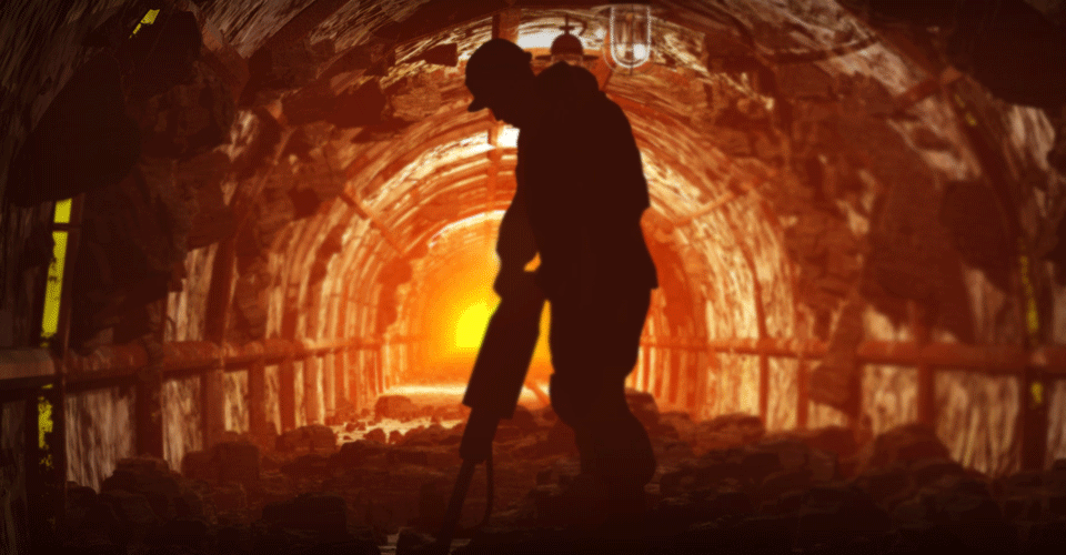 Madende patlama: 16 ölü