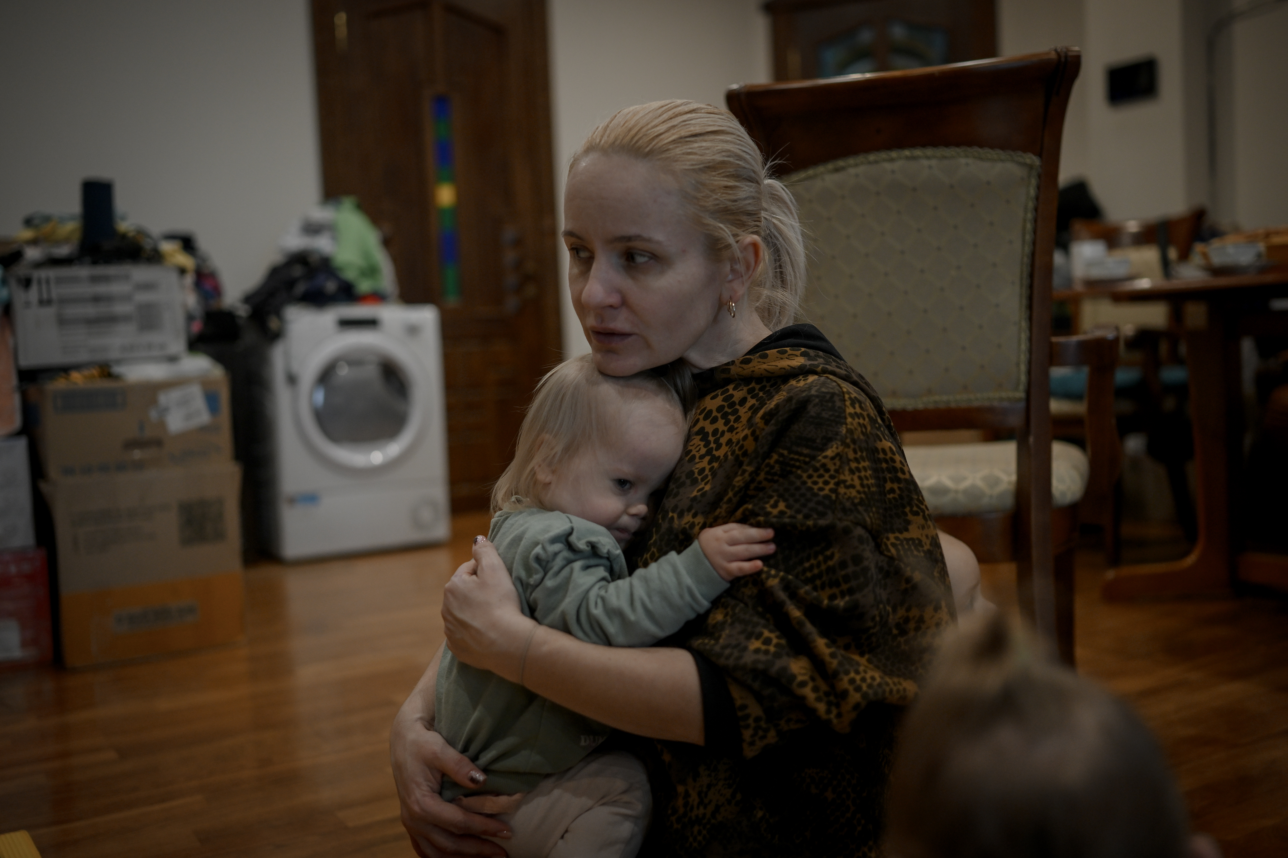 Ukrayna'da kimsesiz kalan çocuklara Mariya annelik yapıyor!