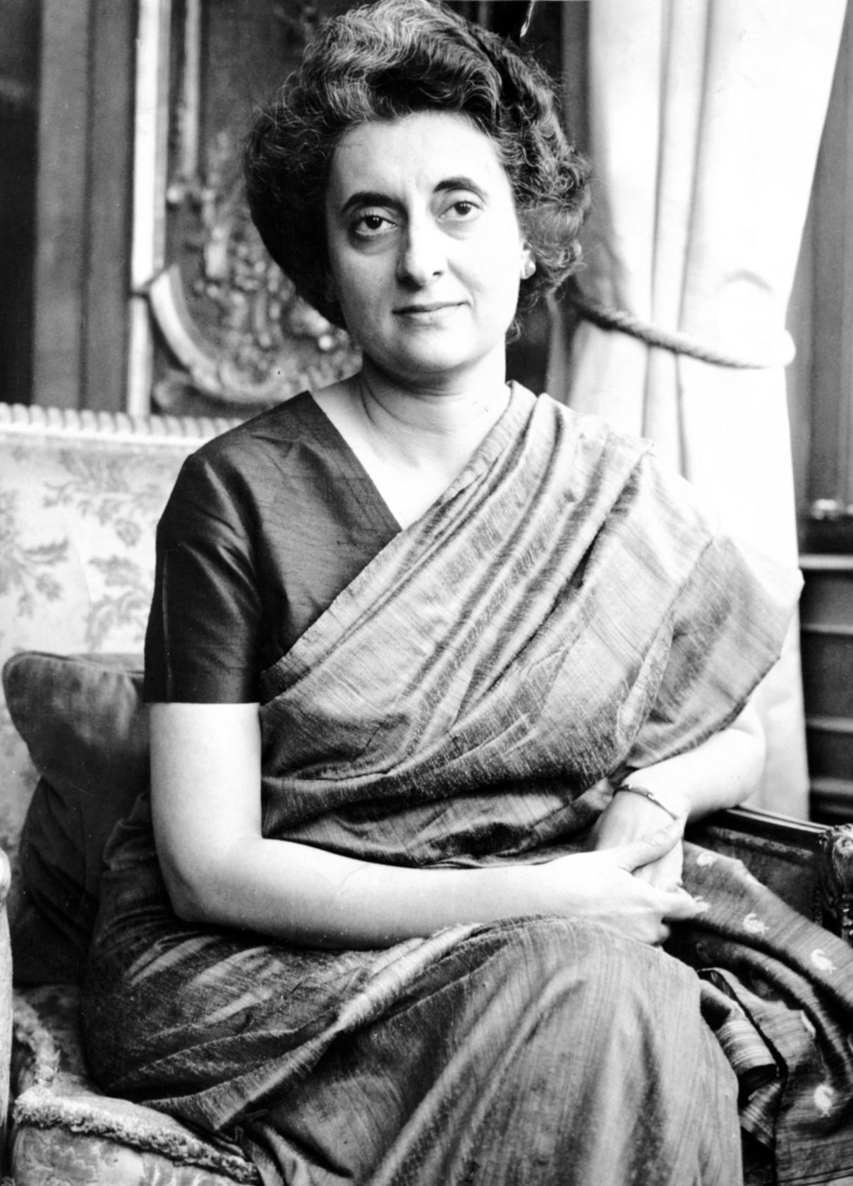 indira_gandhi_kimdir_olum_tarihi_nasil_oldu895-tarihtebugun