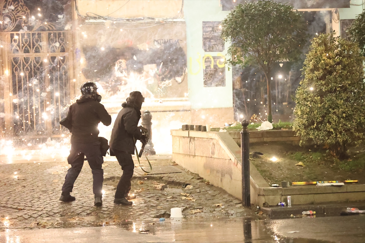 A A 20241207 36410899 36410888 T I F L I S T E G O S T E R I C I L E R I L E P O L I S A R A S I N D A A R B E D E Y A S A N I N C A C E V I K K U V V E T P R O T E S T O Y A M U D A H A L E E T T I