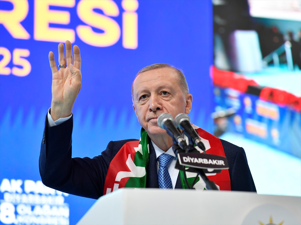 A A 20250111 36717705 36717701 A K P A R T I D I Y A R B A K I R 8 O L A G A N I L K O N G R E S I-1