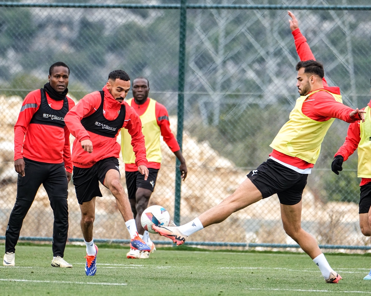 A A 20250130 36906008 36906005 S U P E R L I G I N C U K U R O V A T A K I M L A R I B U S E Z O N Y O K L A R I O Y N U Y O R