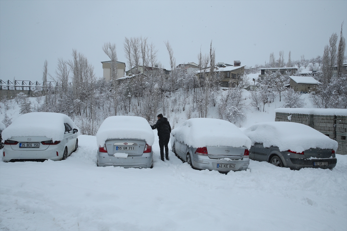 A A 20250206 36972399 36972393 H A K K A R I D E K A R Y A G I S I