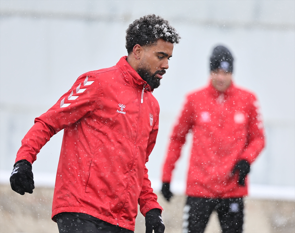 A A 20250213 37041755 37041753 S I V A S S P O R D A G A Z I A N T E P F K M A C I N I N H A Z I R L I K L A R I D E V A M E D I Y O R