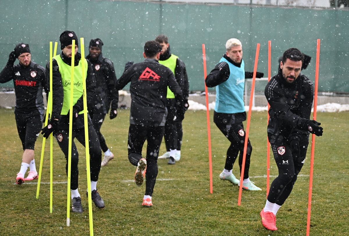 A A 20250214 37052490 37052488 G A Z I A N T E P F K S I V A S S P O R M A C I N A G A L I B I Y E T H E D E F I Y L E C I K A C A K