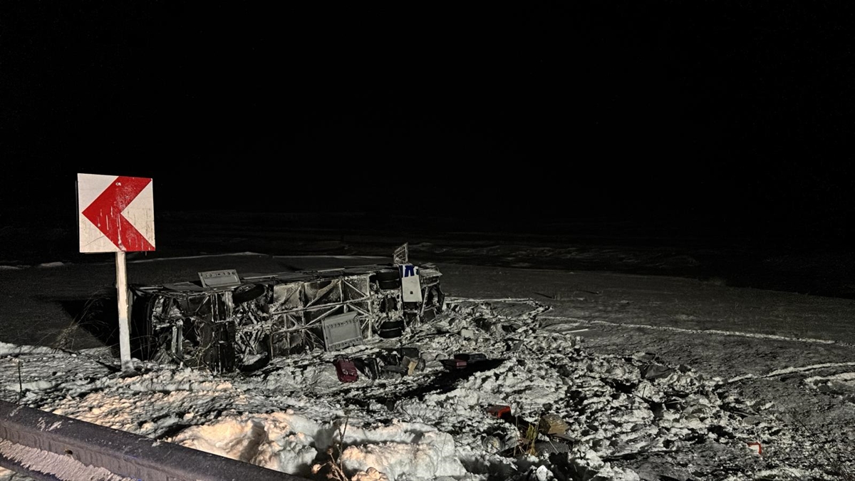 A A 20250221 37119953 37119950 E R Z U R U M D A Y O L C U O T O B U S U N U N D E V R I L D I G I K A Z A D A 37 K I S I Y A R A L A N D I