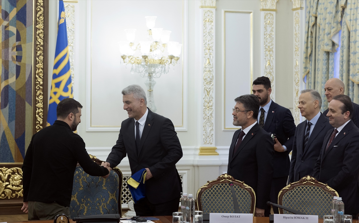 A A 20250313 37328107 37328103 B A K A N L A R Y U M A K L I V E B O L A T U K R A Y N A D E V L E T B A S K A N I Z E L E N S K I Y I L E G O R U S T U