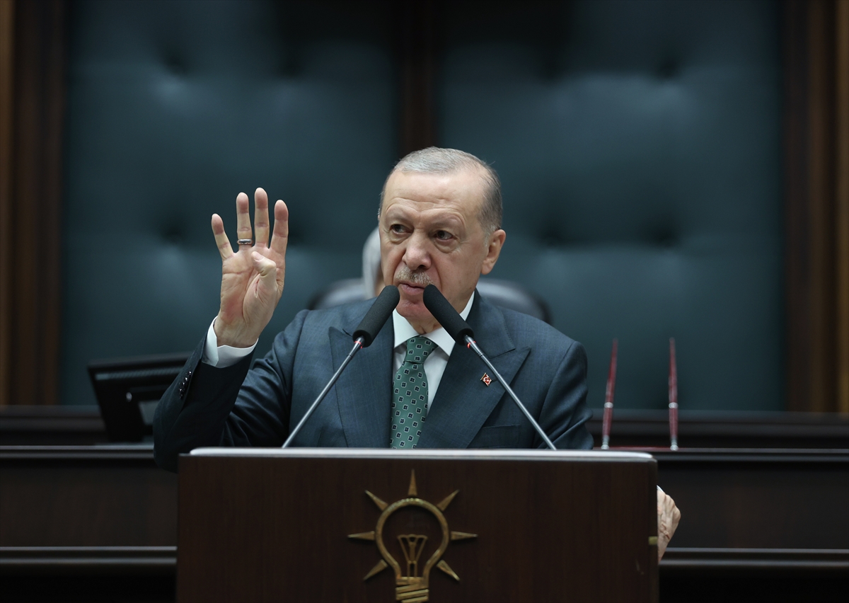 A A 20250409 37576350 37576343 A K P A R T I T B M M G R U P T O P L A N T I S I