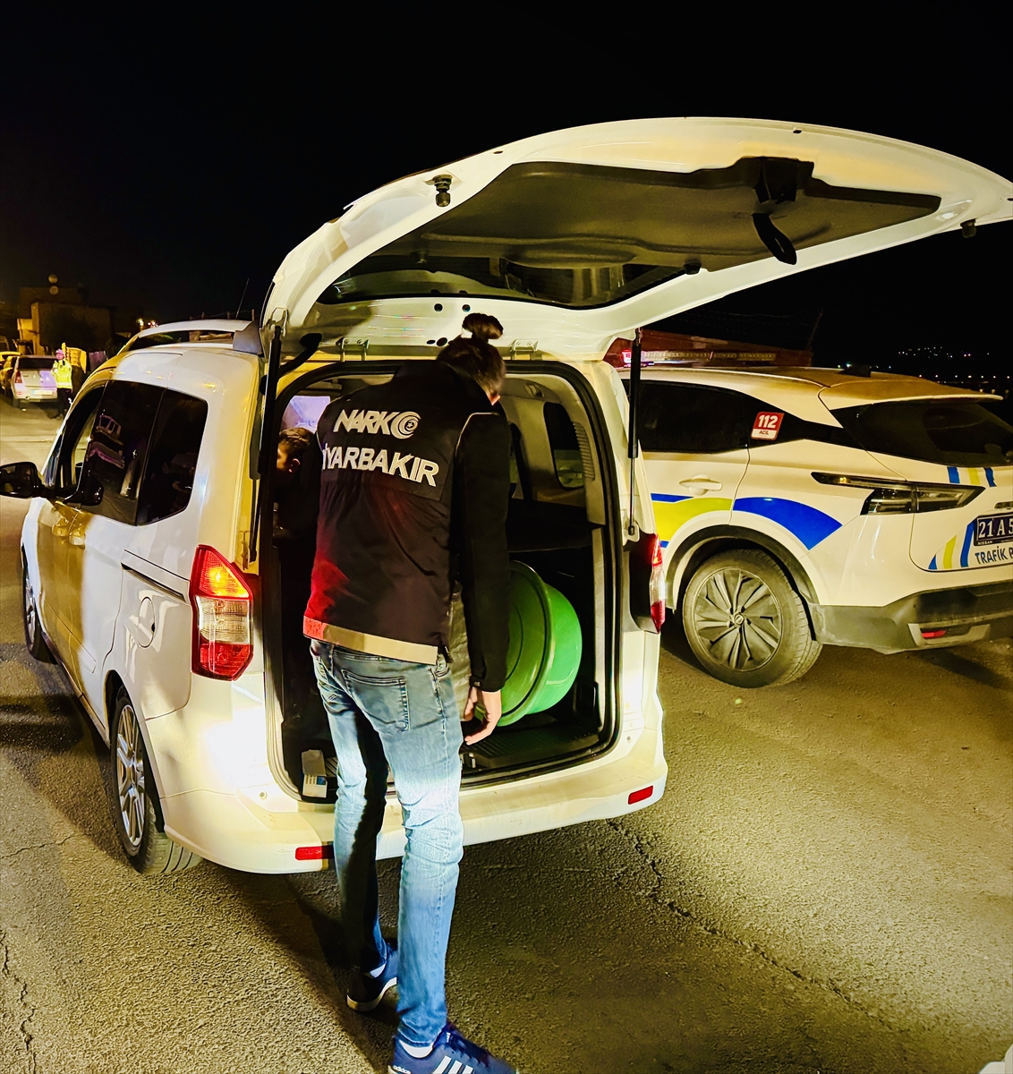 A A 20250410 37584856 37584847 D I Y A R B A K I R D A 300 P O L I S I N K A T I L I M I Y L A N A R K O H A N C E R U Y G U L A M A S I Y A P I L D I