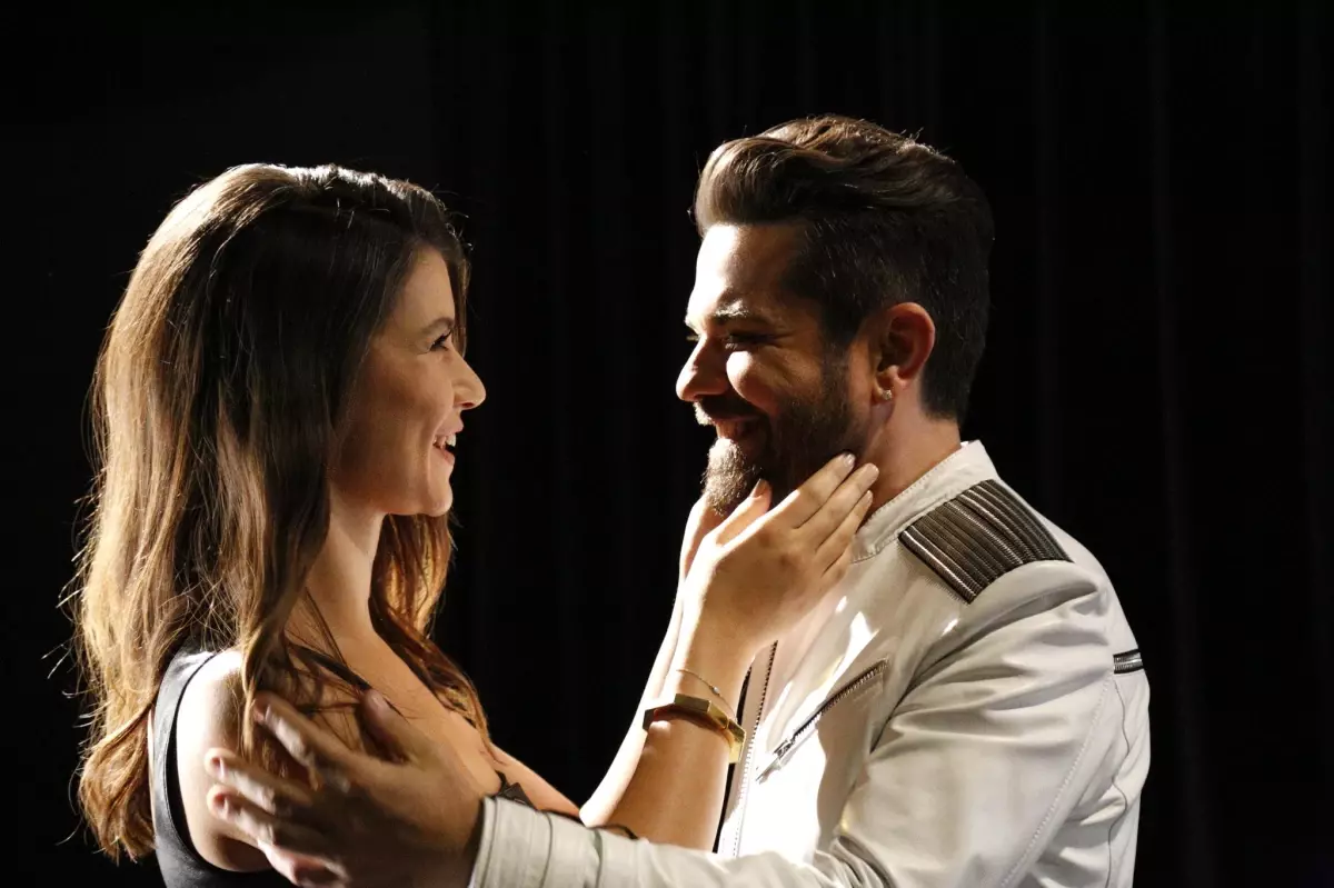 Bomba Iddia Beren Saat Esi Kenan Dogulu Dan Hiv 12311791 9317 Amp