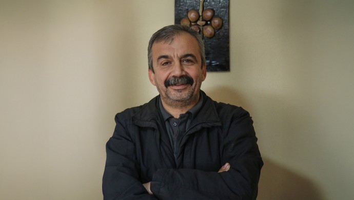 Sirri Sureyya Onder (1)