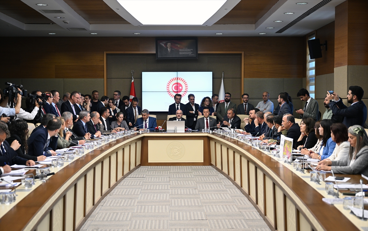 A A 20250619 38323337 38323331 E N E R J I V E M A D E N A L A N L A R I N A Y O N E L I K D U Z E N L E M E L E R I C E R E N K A N U N T E K L I F I K O M I S Y O N D A